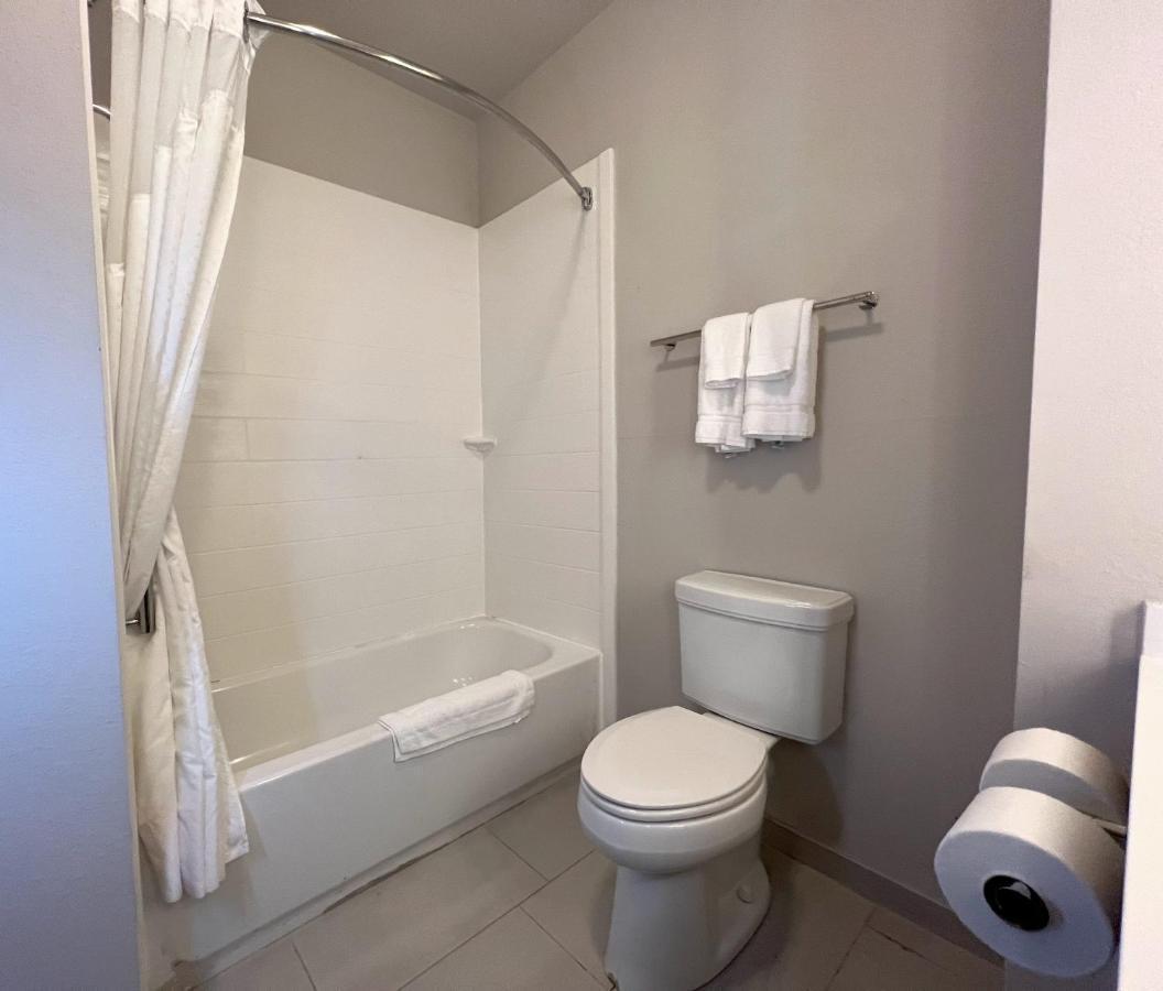 Holiday Inn Express Hotel & Suites Atlanta Airport West - Camp Creek By Ihg Esterno foto